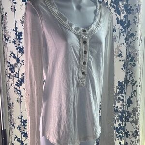 We The Free Women's White Button Up Long-Sleeve Top Small